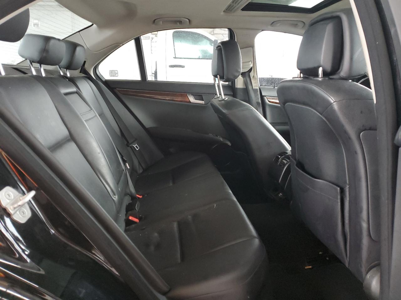 2012 Mercedes-Benz C-klasse VIN WDDGF8BBXCR226773 Copart auction photo, side / rear end damage thumbnail 10