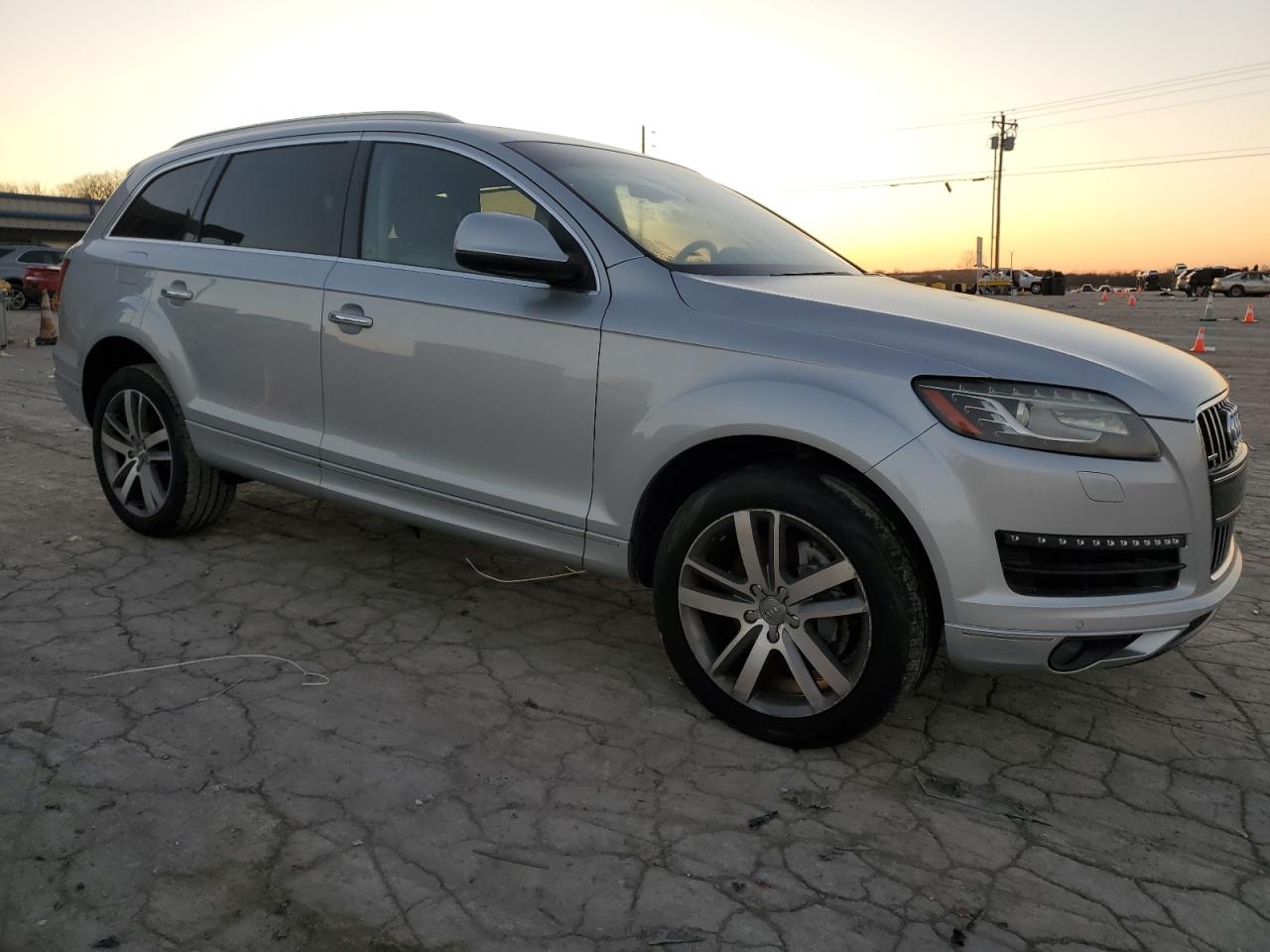 2014 Audi Q7 VIN WA1LGAFE9ED012837 Copart auction photo, minor dent/scratches damage thumbnail 4