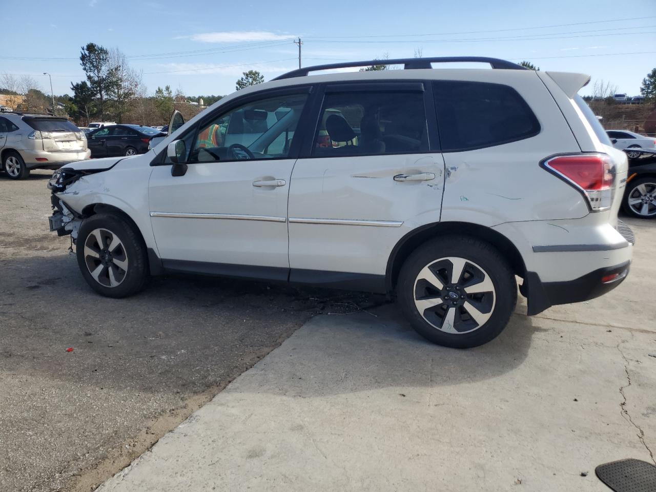 2017 Subaru Forester VIN JF2SJAGC7HH548491 Copart auction photo, front end / side damage thumbnail 2