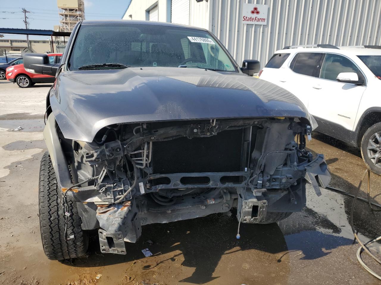 2015 RAM 1500 VIN 1C6RR6TT5FS605304 Copart auction photo, front end damage thumbnail 5