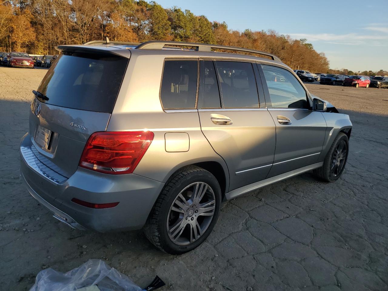 2015 Mercedes-Benz GLK-klasse VIN WDCGG8JB8FG343125 Copart auction photo, front end damage thumbnail 3