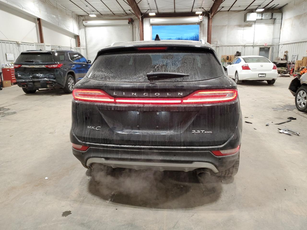 2017 Lincoln MKC VIN 5LMTJ3DH8HUL20823 Copart auction photo, front end damage thumbnail 6