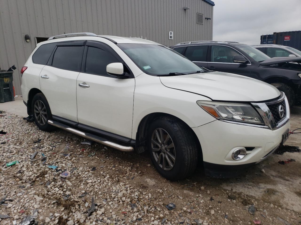 2015 Nissan Pathfinder VIN 5N1AR2MM1FC624900 Copart auction photo, front end / rear end damage thumbnail 4
