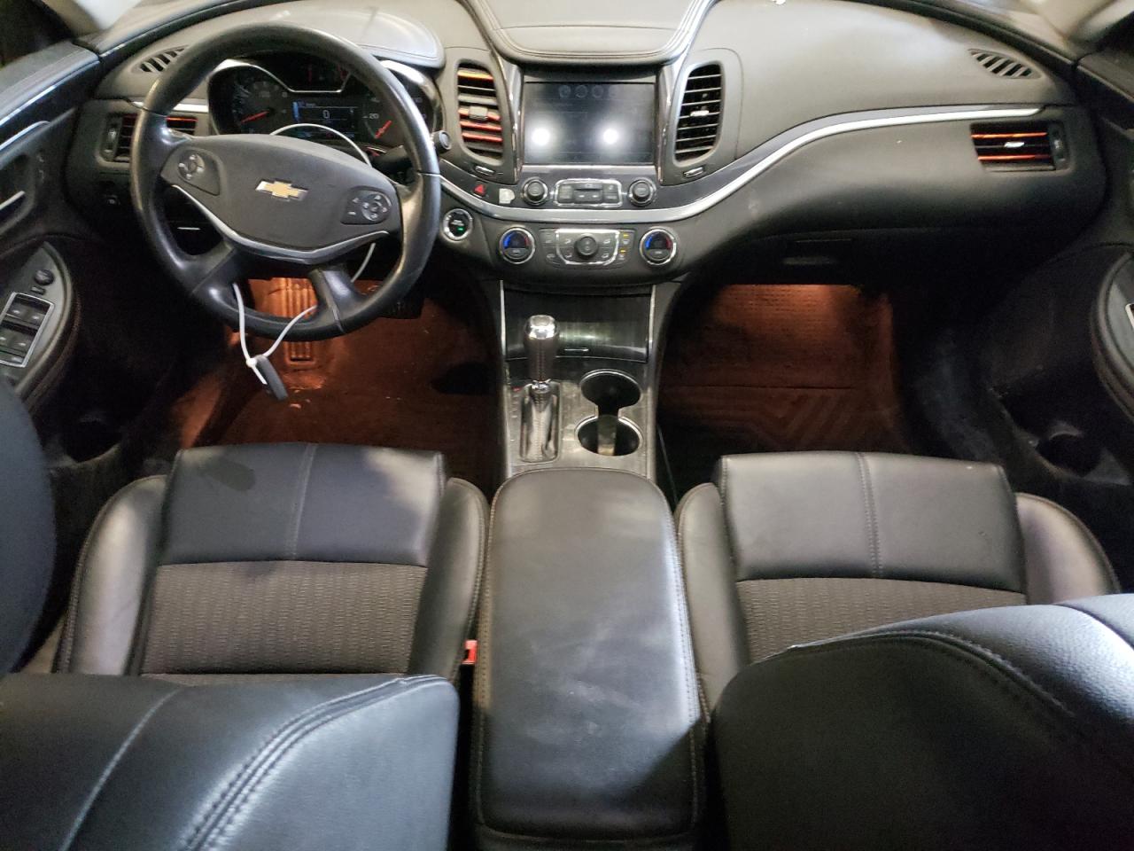 2019 Chevrolet Impala VIN 1G11Z5S36KU118556 Copart auction photo, side / rear end damage thumbnail 8