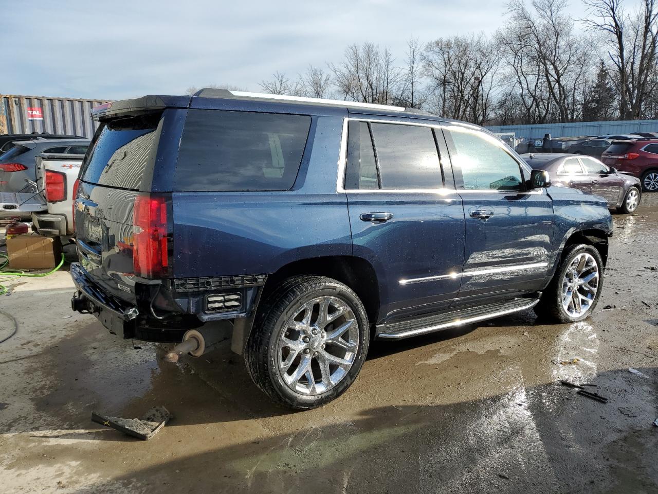 2018 Chevrolet Tahoe VIN 1GNSKCKC3JR107981 Copart auction photo, front end / rear end damage thumbnail 3