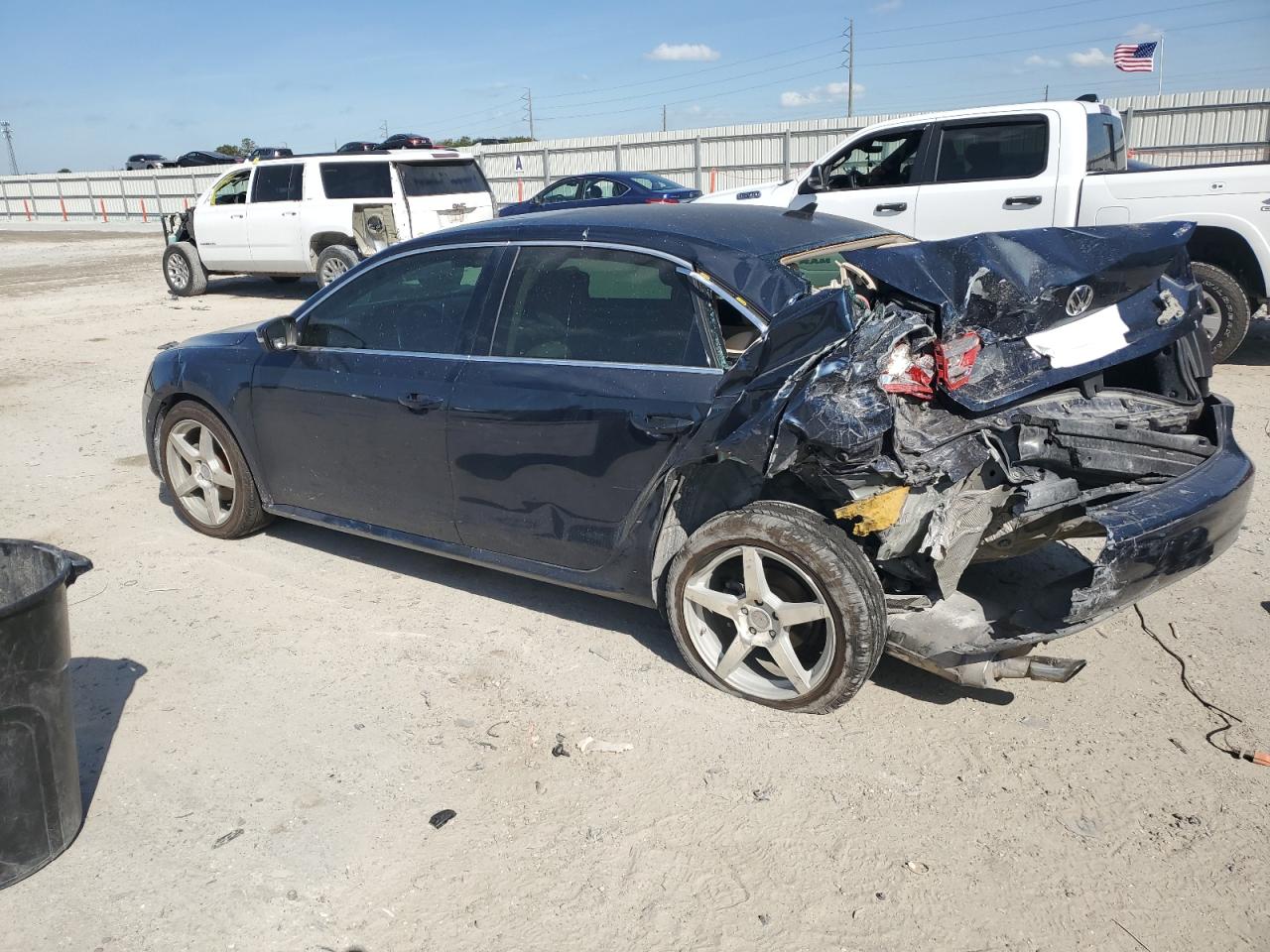 2014 Volkswagen Passat VIN 1VWBT7A37EC102349 Copart auction photo, rear end damage thumbnail 2