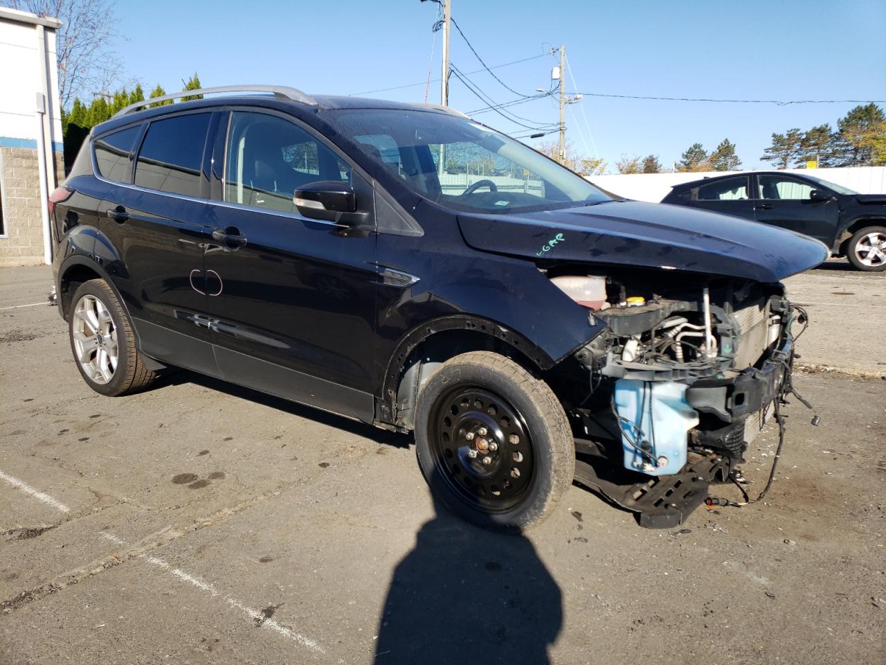 2019 Ford Escape VIN 1FMCU9J93KUA66312 Copart auction photo, front end / minor dent/scratches damage thumbnail 4