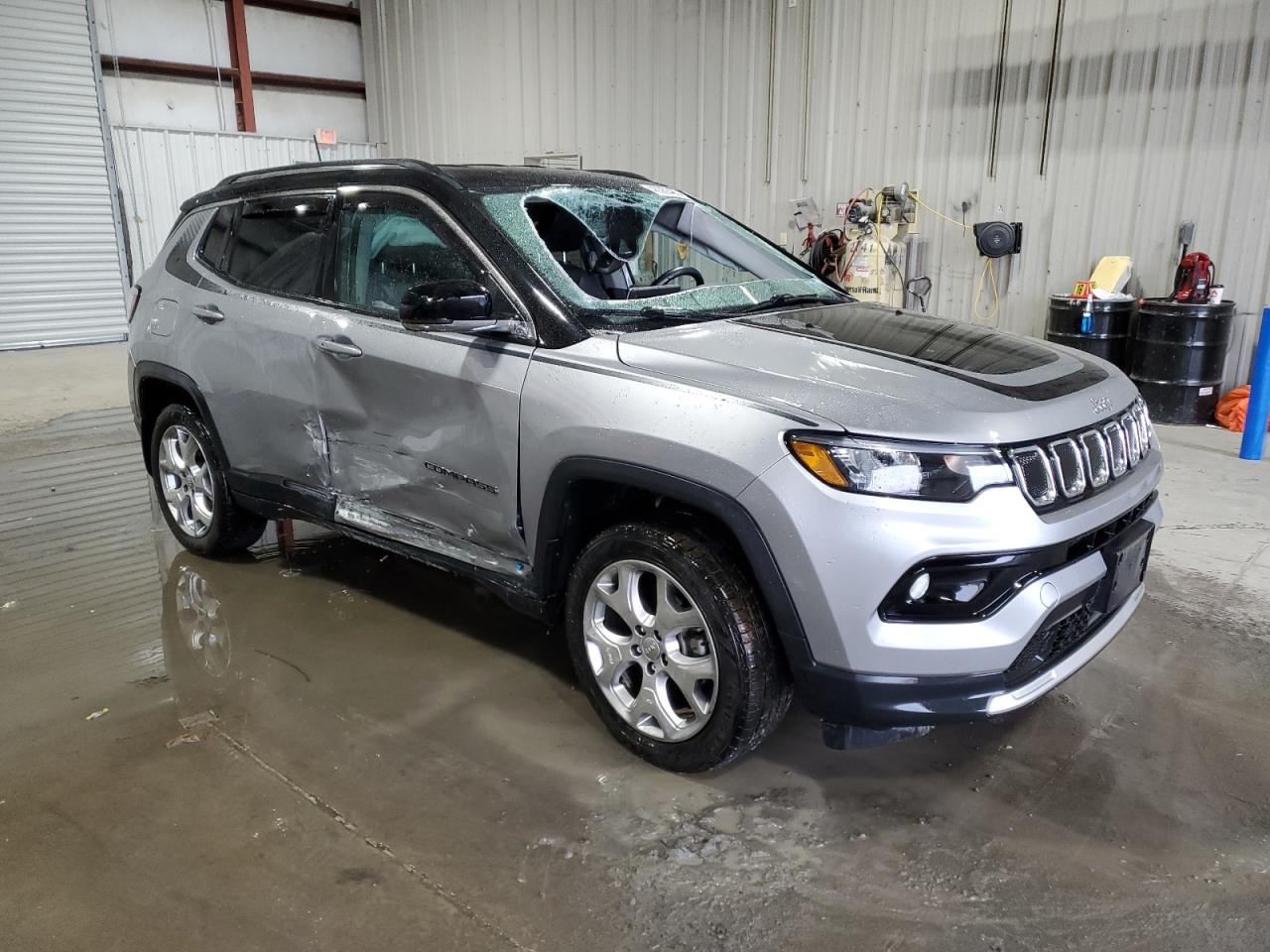 2022 Jeep Compass VIN 3C4NJDCB0NT113383 Copart auction photo, side / top/roof damage thumbnail 4