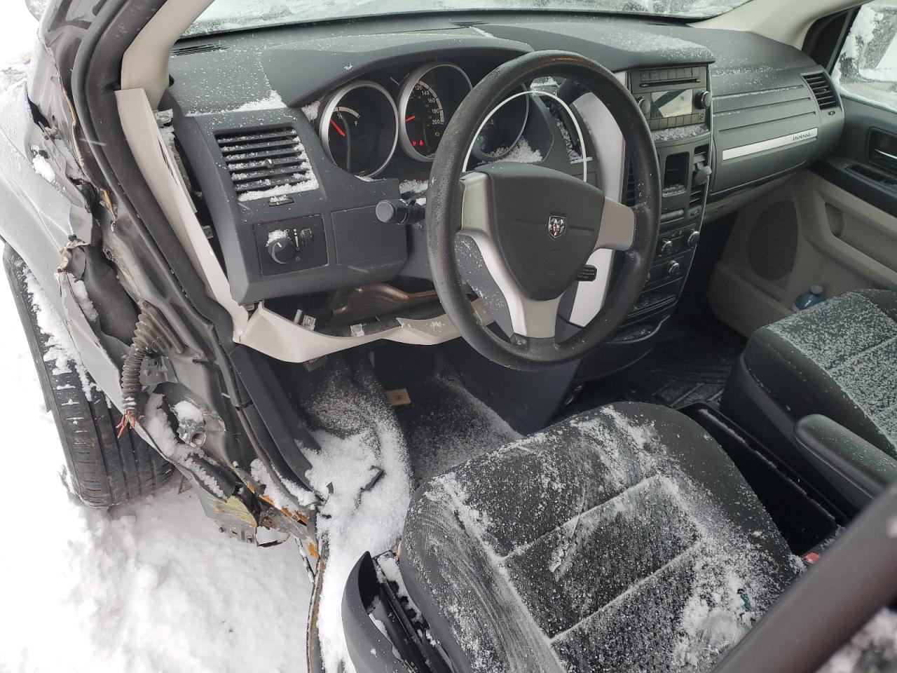 2010 Dodge Caravan VIN 2D4RN4DE6AR312968 Copart auction photo, side / front end damage thumbnail 8