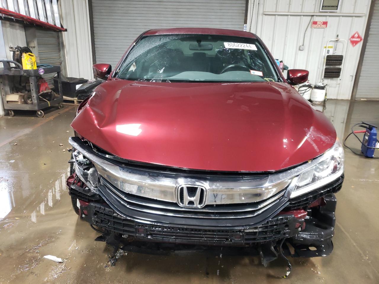 2017 Honda Accord VIN 1HGCR2F50HA030950 Copart auction photo, side / front end damage thumbnail 5