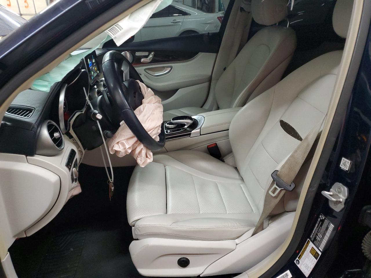 2015 Mercedes-Benz C-klasse VIN 55SWF4KB0FU091360 Copart auction photo, all over damage thumbnail 7