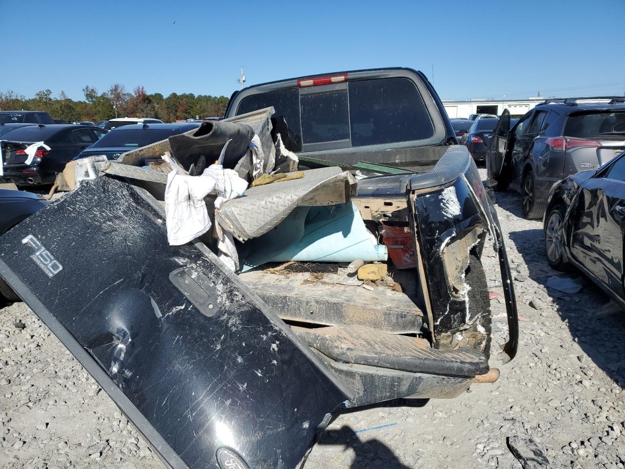 2001 Ford F-150 VIN 1FTRW08L31KB19803 Copart auction photo, all over damage thumbnail 6