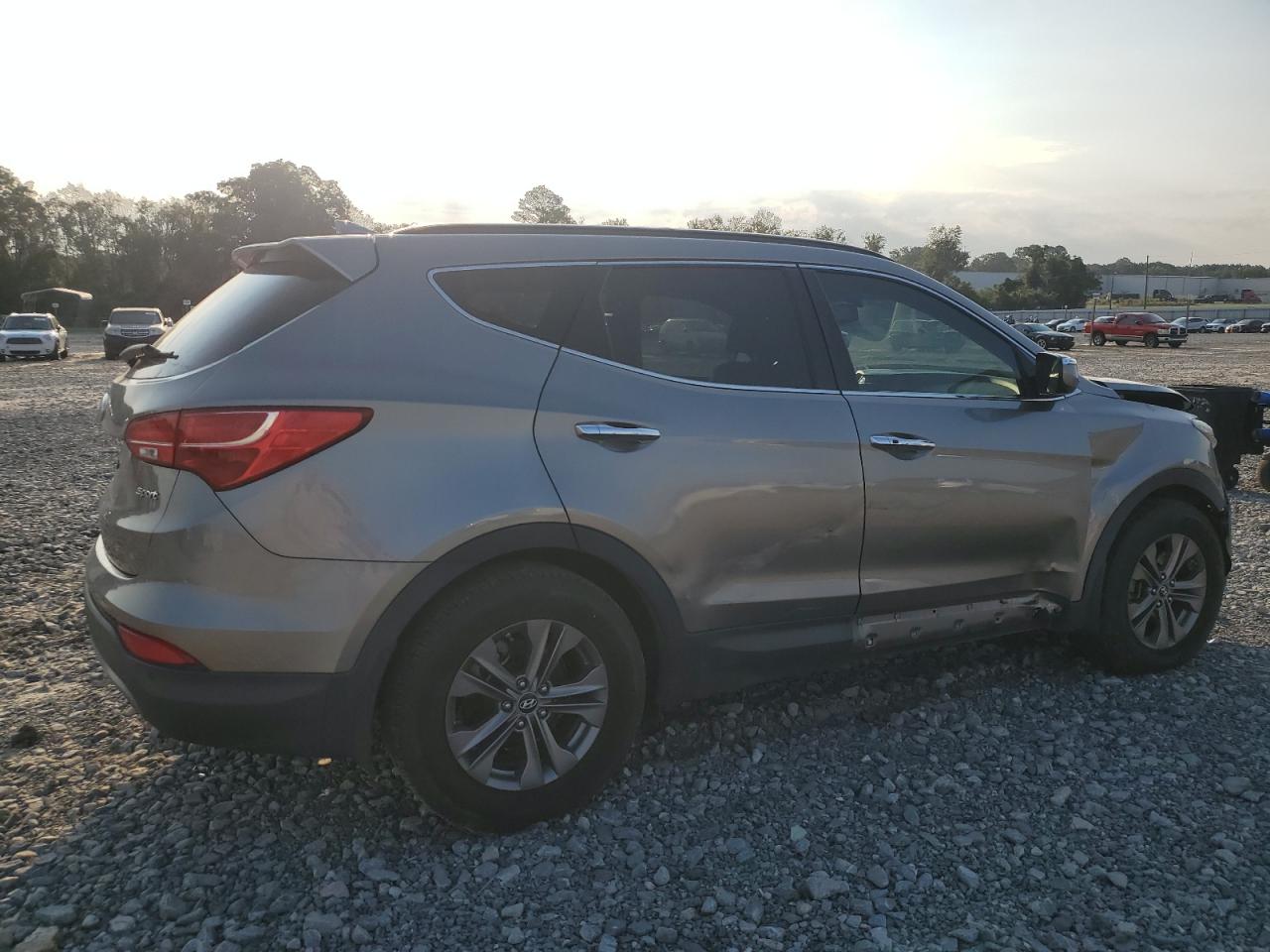 2014 Hyundai Santa Fe VIN 5XYZU3LB3EG173670 Copart auction photo, front end / side damage thumbnail 3