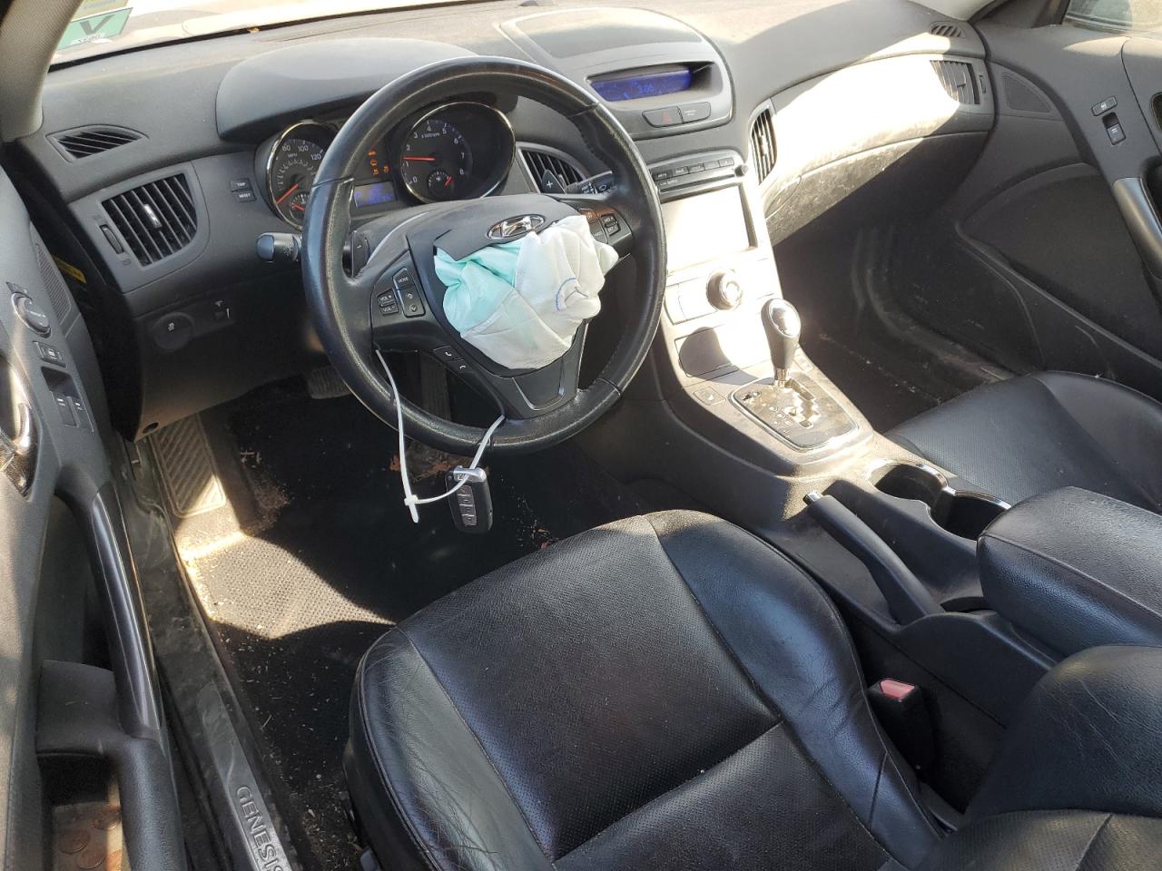 2011 Hyundai Genesis VIN KMHHU6KH7BU058675 Copart auction photo, front end / minor dent/scratches damage thumbnail 8
