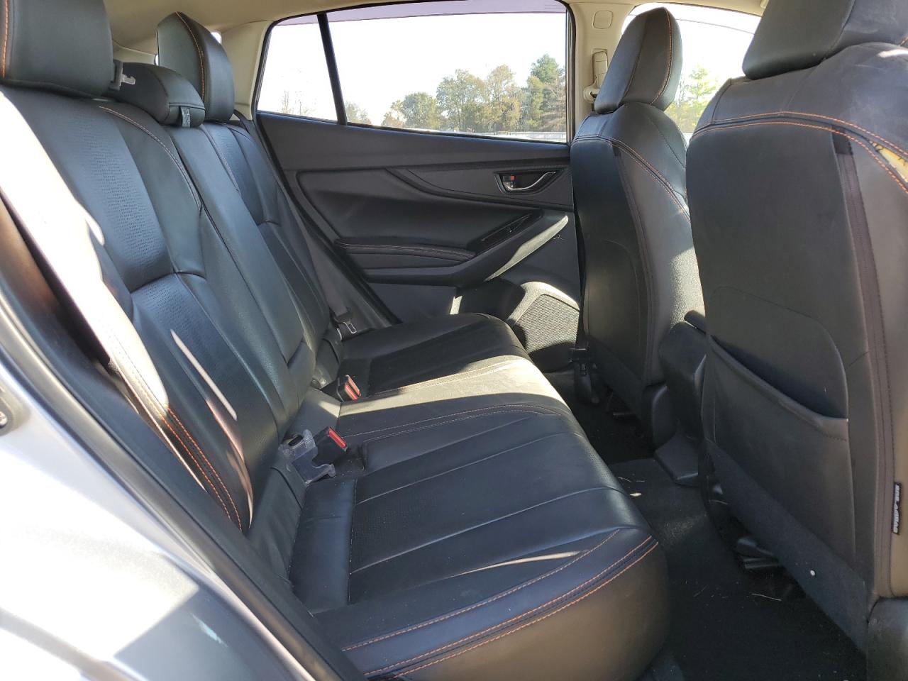 2018 Subaru XV VIN JF2GTAMC9JH212321 Copart auction photo, side / minor dent/scratches damage thumbnail 12
