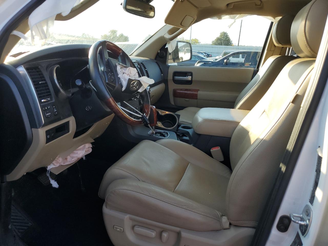 2019 Toyota Sequoia VIN 5TDDY5G15KS168285 Copart auction photo, front end damage thumbnail 7