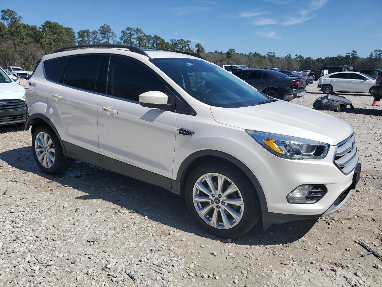 2019 Ford Escape VIN 1FMCU0HD1KUA53905 Copart auction photo, rear end / minor dent/scratches damage thumbnail 4