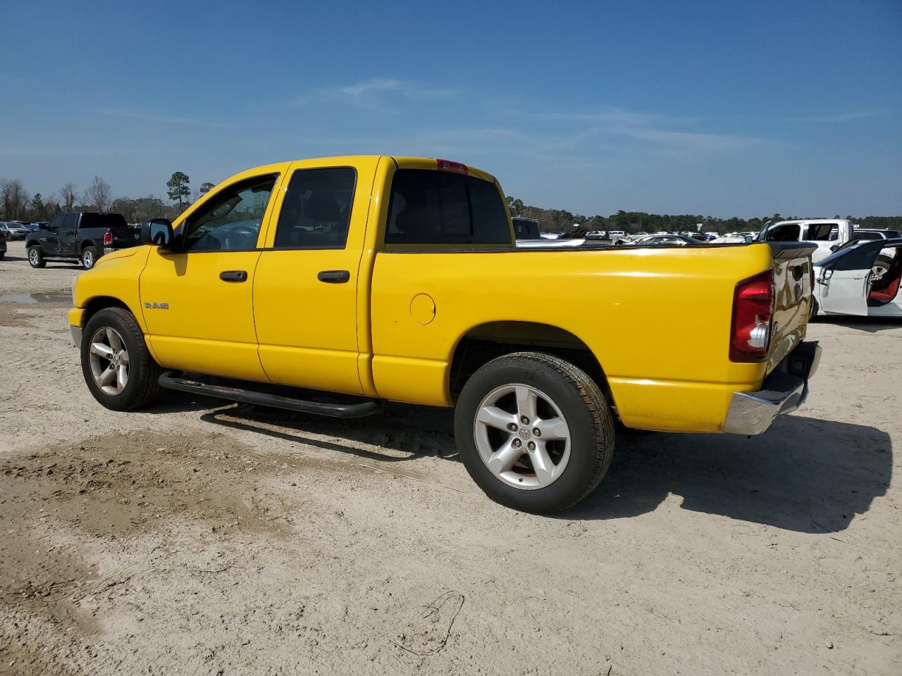 2008 Dodge RAM VIN 1D7HA18N18S612087 Copart auction photo, rear end / minor dent/scratches damage thumbnail 2