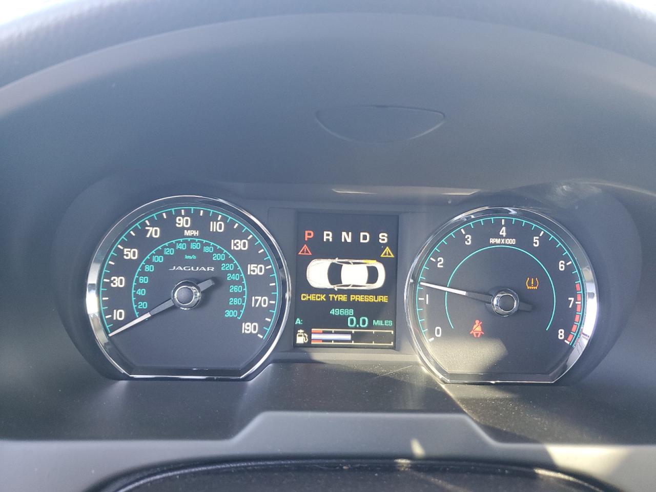 2015 Jaguar XF VIN SAJWA0FS1FPU87646 Copart auction photo, front end / rear end damage thumbnail 9