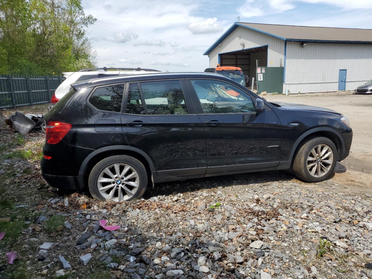2015 BMW X3 VIN 5UXWX9C59F0D57513 Copart auction photo, side / rear end damage thumbnail 3
