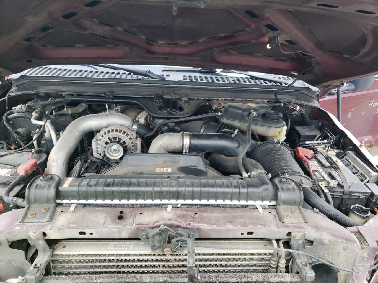 2005 Ford F250 VIN 1FTSW21PX5EC65422 Copart auction photo, front end / side damage thumbnail 11