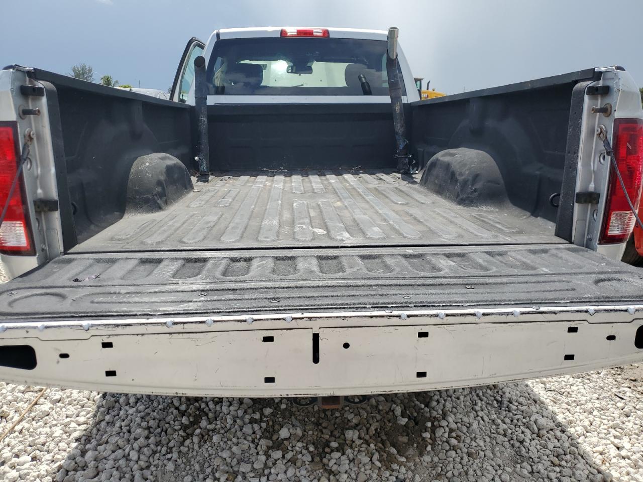 2016 RAM 1500 VIN 3C6JR6DT7GG217270 Copart auction photo, all over / undercarriage damage thumbnail 10