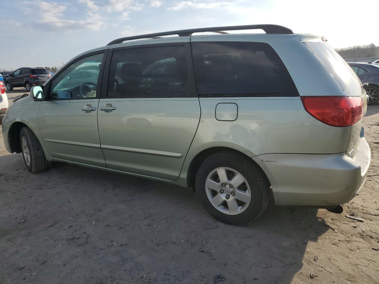 2007 Toyota Sienna VIN 5TDZK22C67S080089 Copart auction photo, top/roof damage thumbnail 2