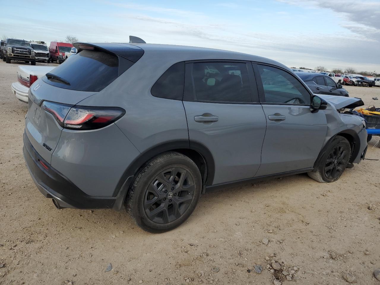 2024 Honda HR-V VIN 3CZRZ2H53RM747542 Copart auction photo, front end damage thumbnail 3
