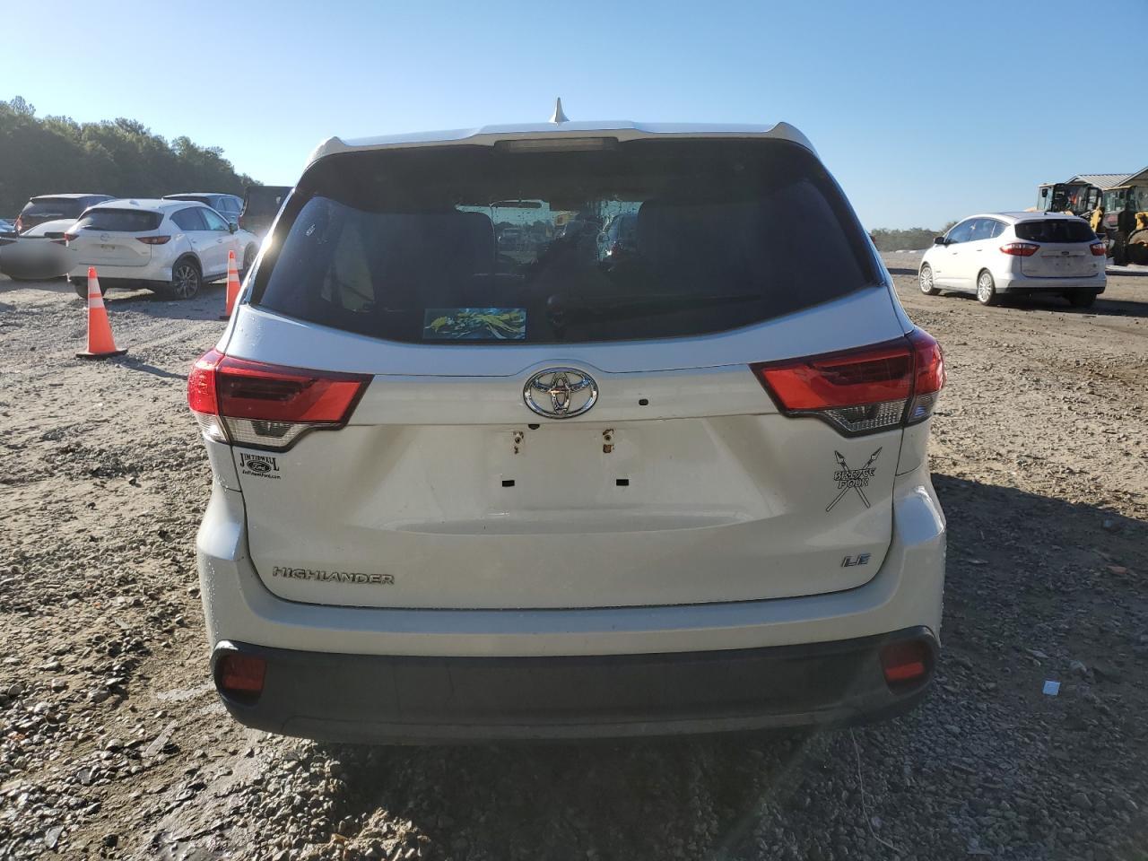 2017 Toyota Highlander VIN 5TDZZRFH1HS198434 Copart auction photo, all over damage thumbnail 6