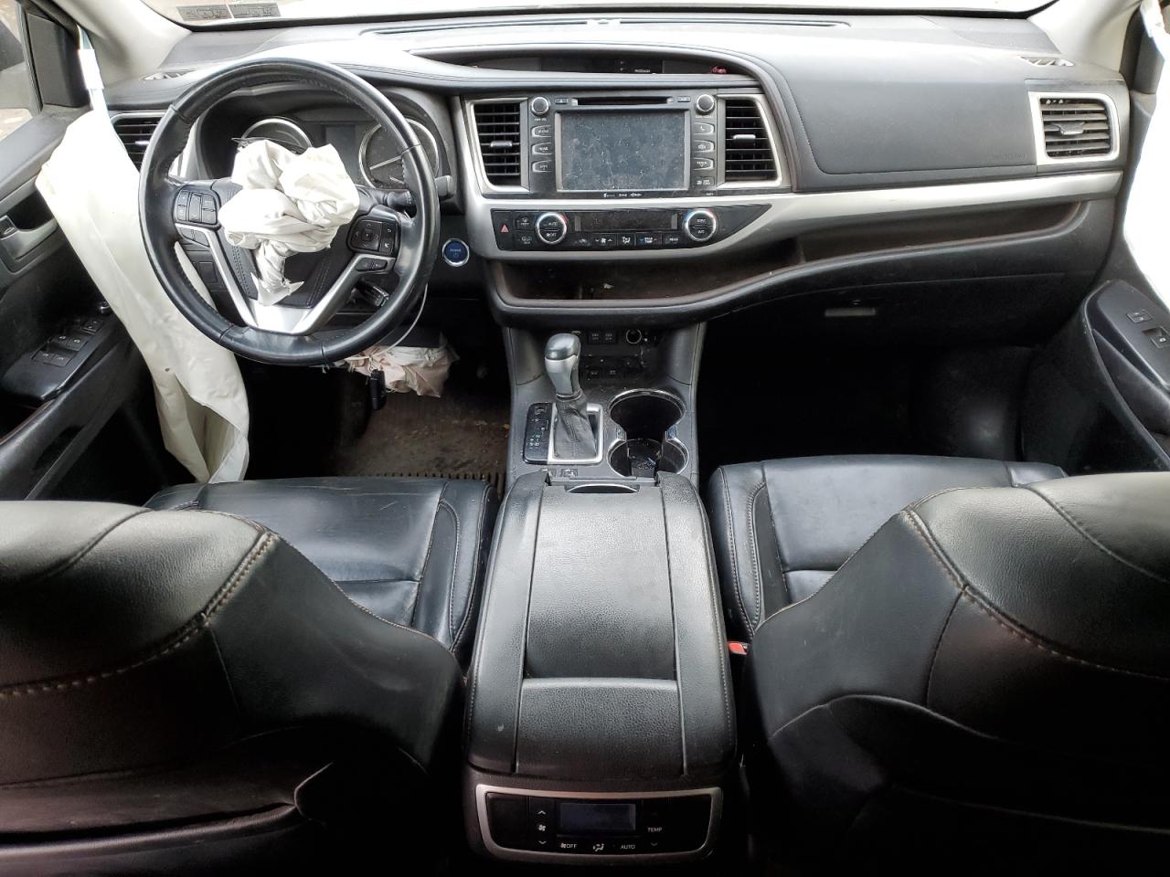 2017 Toyota Highlander VIN 5TDJGRFH2HS023094 Copart auction photo, side / mechanical damage thumbnail 8