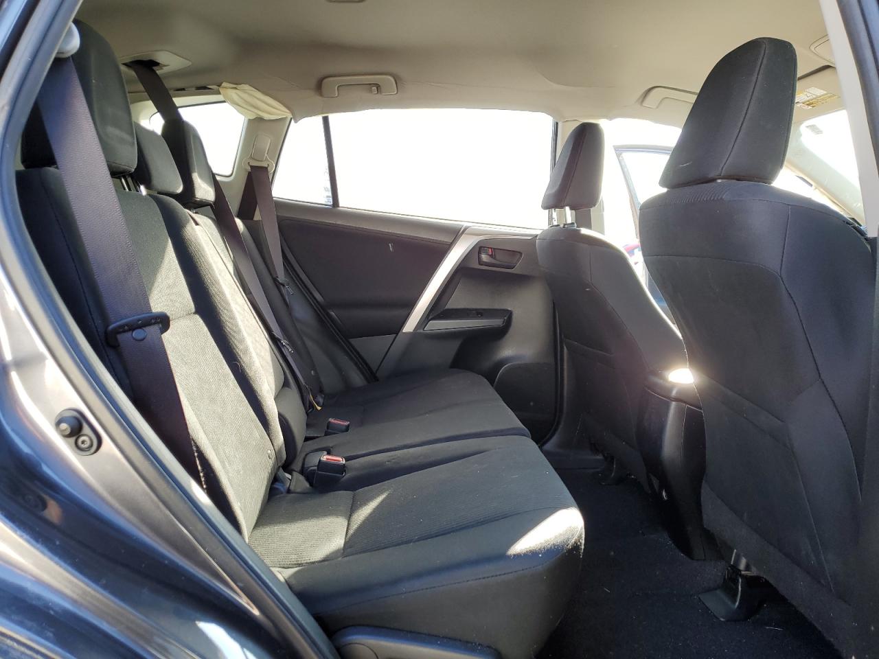 2016 Toyota RAV 4 VIN JTMBFREV2GJ087503 Copart auction photo, front end / side damage thumbnail 11