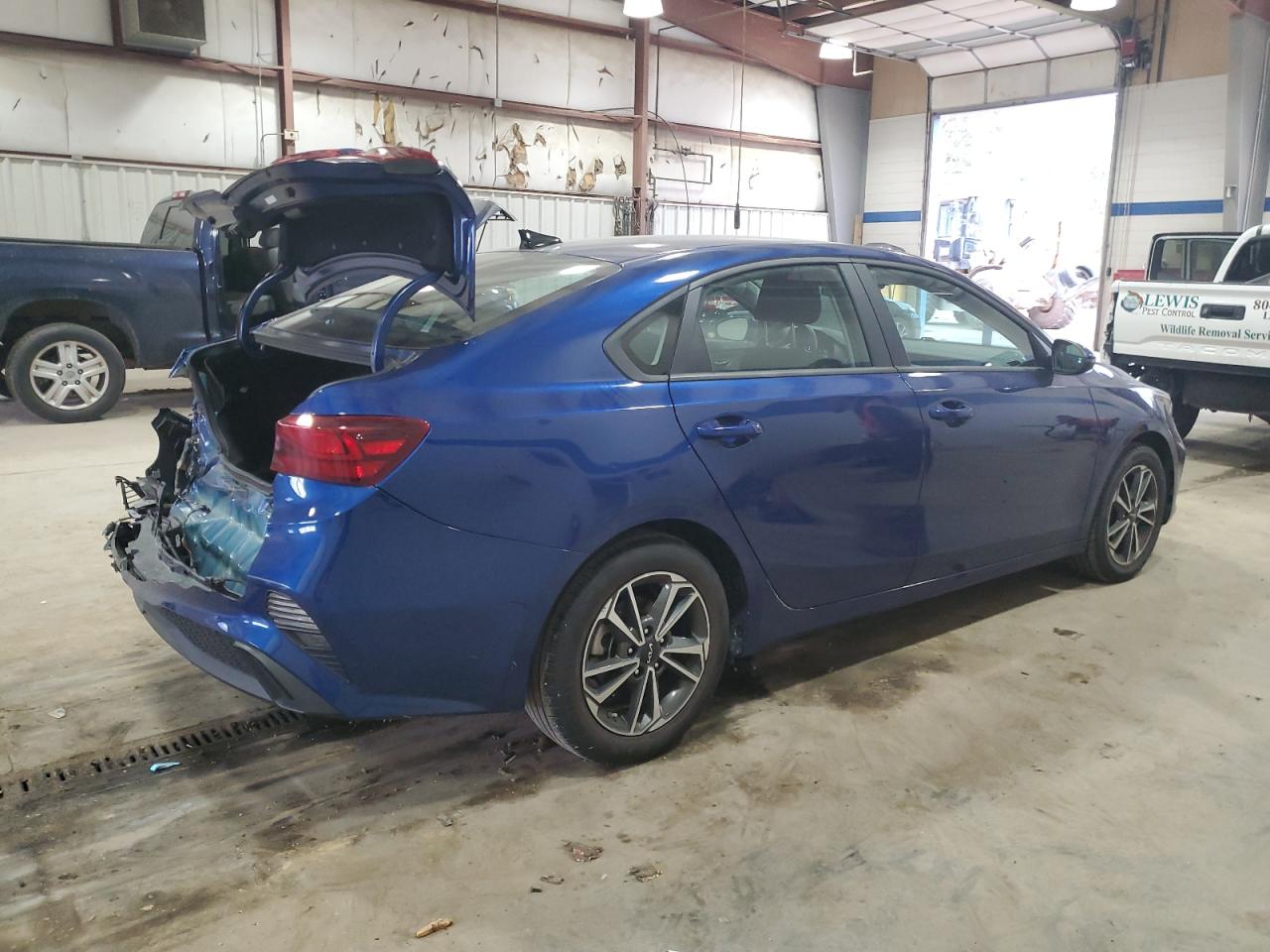2022 KIA Forte VIN 3KPF24AD1NE428820 Copart auction photo, rear end damage thumbnail 3