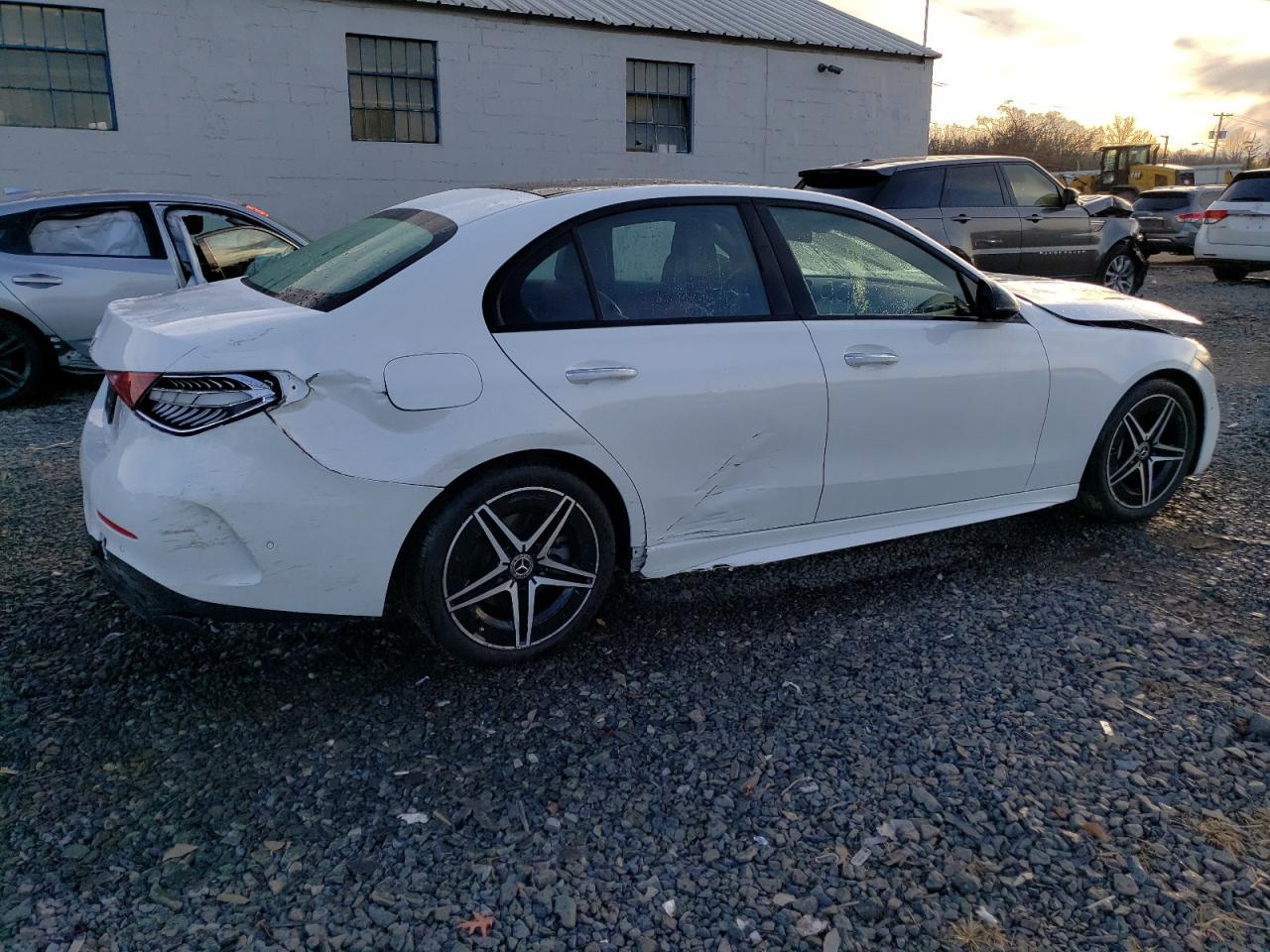 2024 Mercedes-Benz C-klasse VIN W1KAF4HB4RR158968 Copart auction photo, front end / side damage thumbnail 3