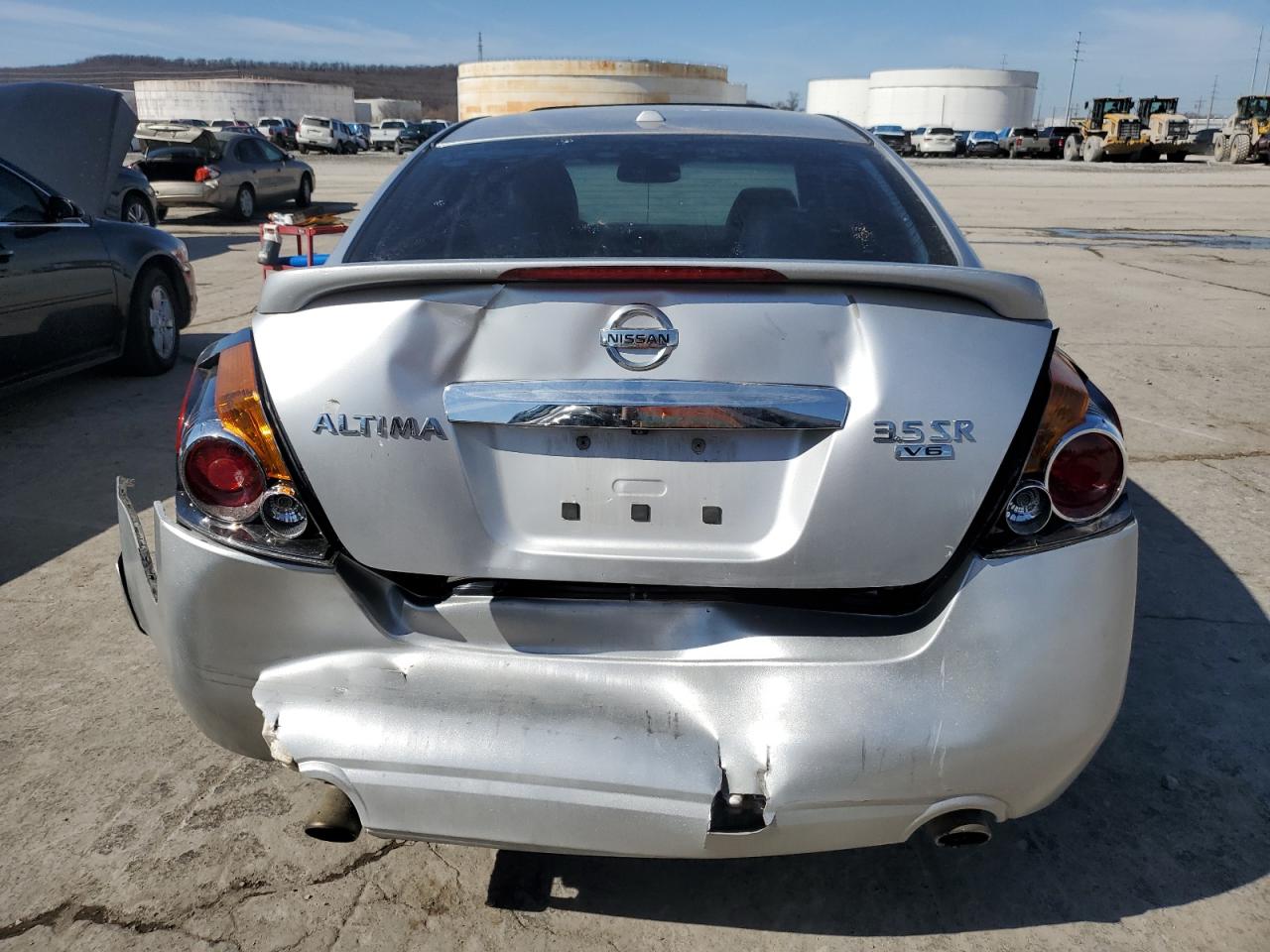 2012 Nissan Altima VIN 1N4BL2AP0CC124091 Copart auction photo, rear end / minor dent/scratches damage thumbnail 6