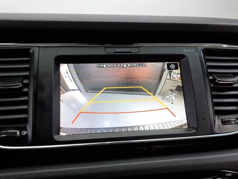 2018 KIA Carnival VIN KNHMF37ABKS512435 Encar auction photo thumbnail 16