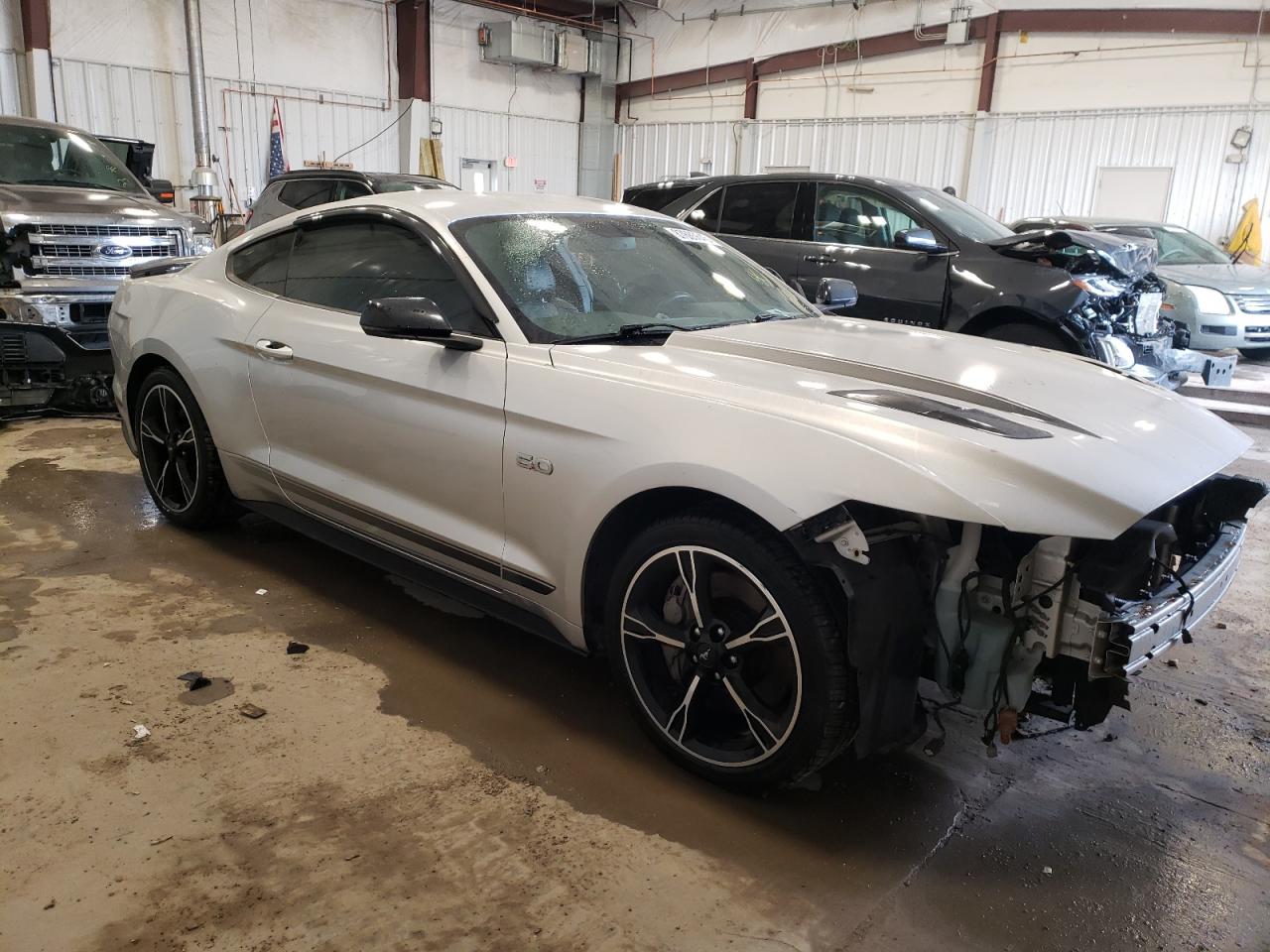 2017 Ford Mustang VIN 1FA6P8CFXH5301836 Copart auction photo, front end damage thumbnail 4