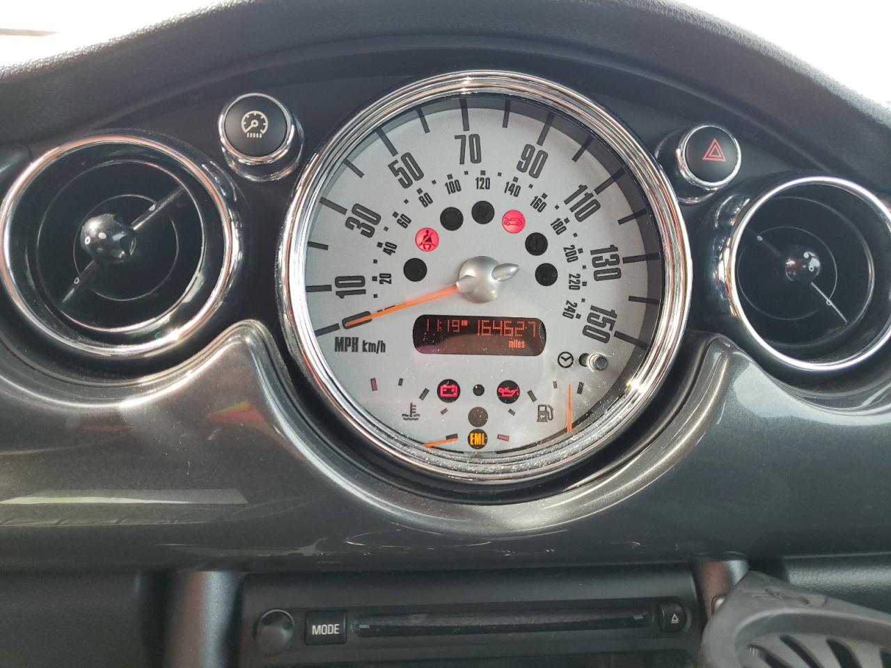 2006 MINI Cooper VIN WMWRE335X6TL20724 Copart auction photo, front end damage thumbnail 9
