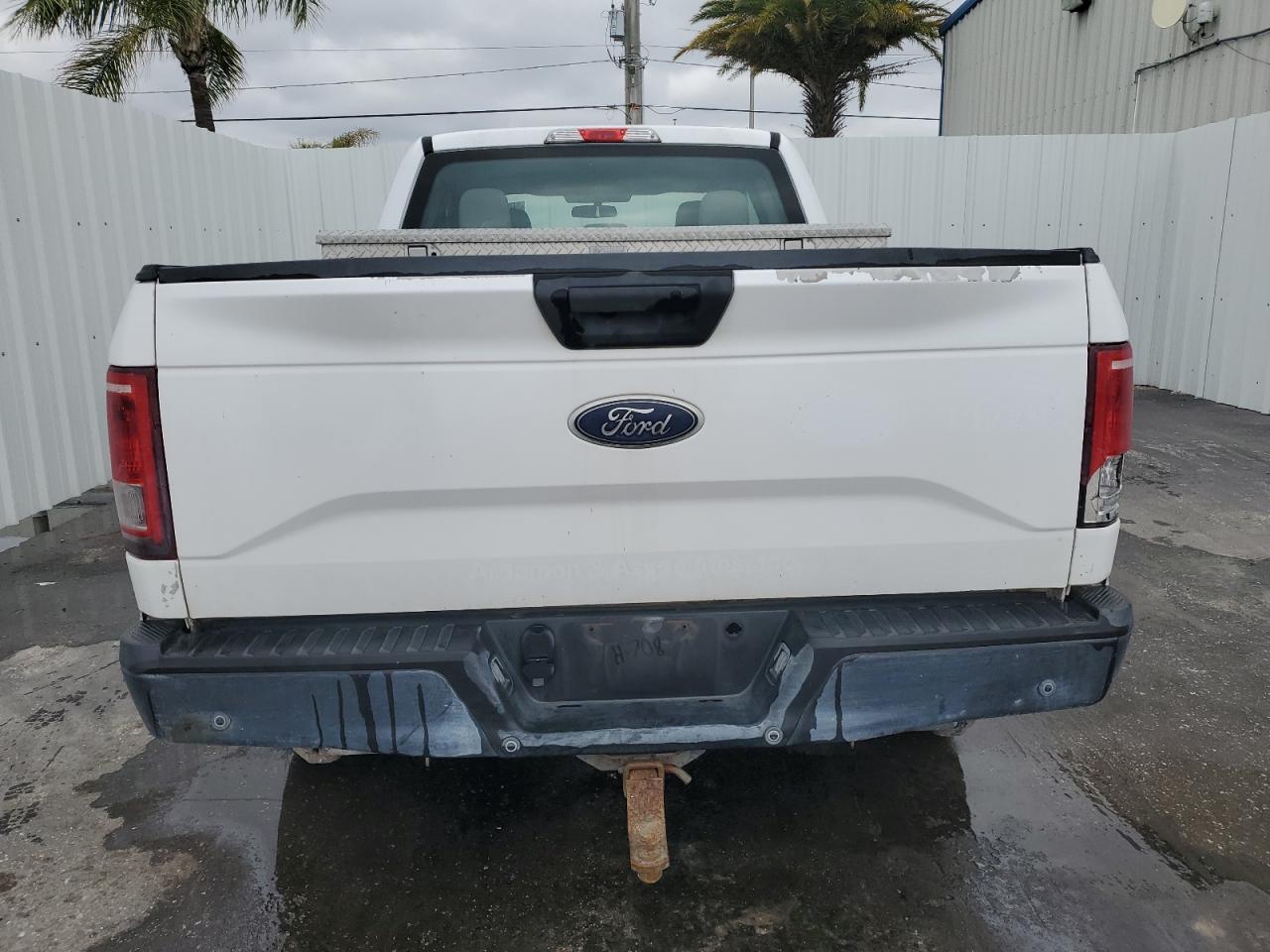 2017 Ford F-150 VIN 1FTFX1EF9HKD60649 Copart auction photo, rear end / minor dent/scratches damage thumbnail 6