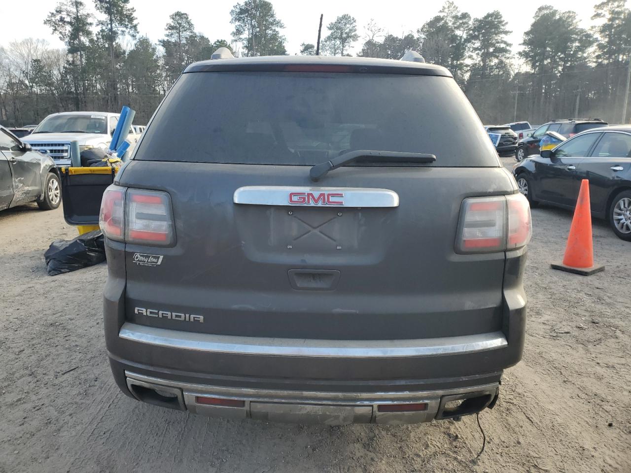2015 GMC Acadia VIN 1GKKRTKD5FJ204221 Copart auction photo, rear end damage thumbnail 6