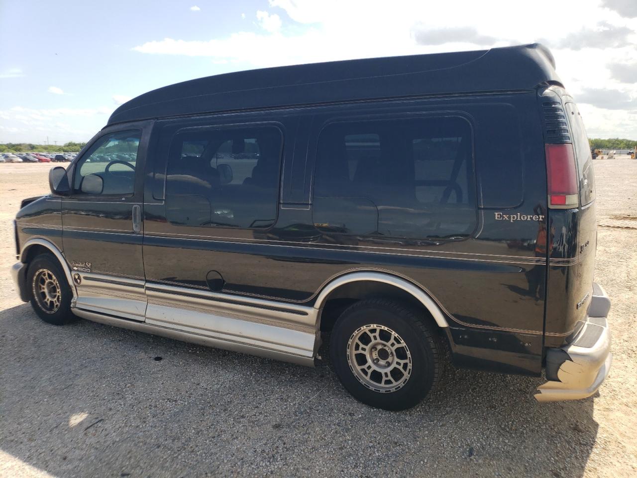 2001 Chevrolet Express VIN 1GBFG15R011100439 Copart auction photo, front end / all over damage thumbnail 2