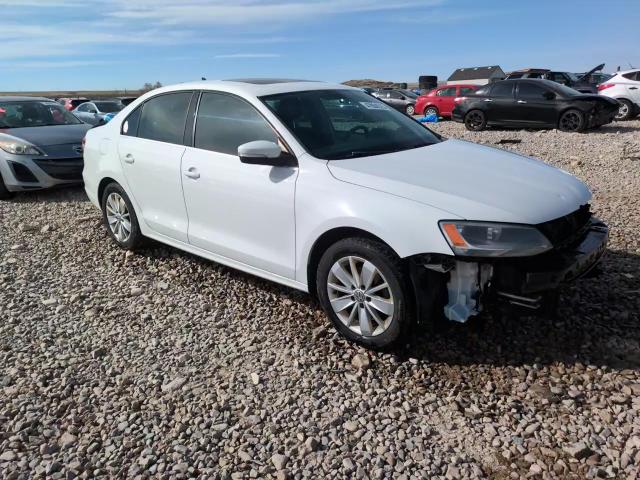 2016 Volkswagen Jetta VIN 3VWD67AJ5GM407817 Copart auction photo, front end damage thumbnail 14