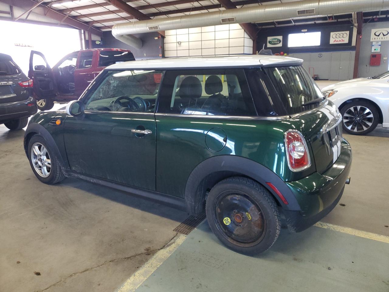 2013 MINI Cooper VIN WMWSU3C58DT549677 Copart auction photo, minor dent/scratches damage thumbnail 2