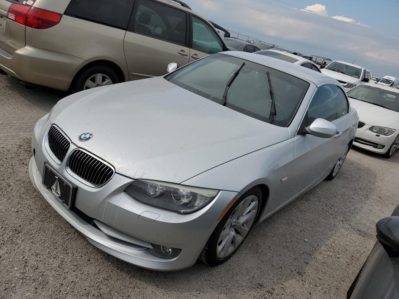 2012 BMW 3er VIN WBADW7C58CE728802