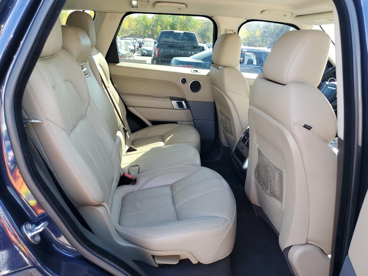 2015 Land Rover Range Rover VIN SALWG2VF8FA609668 Copart auction photo, hail damage thumbnail 10