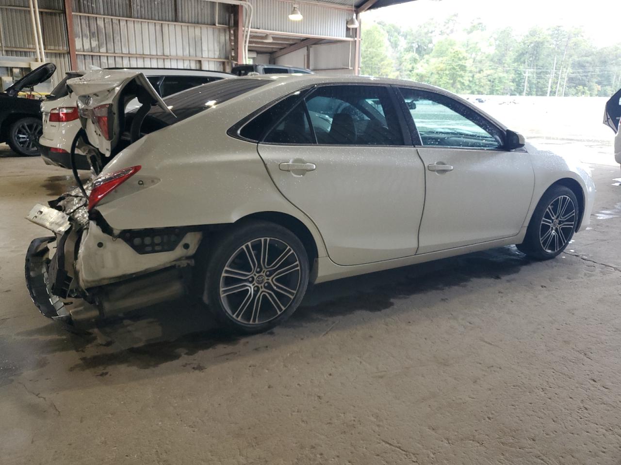 2016 Toyota Camry VIN 4T1BF1FK2GU139941 Copart auction photo, rear end damage thumbnail 3