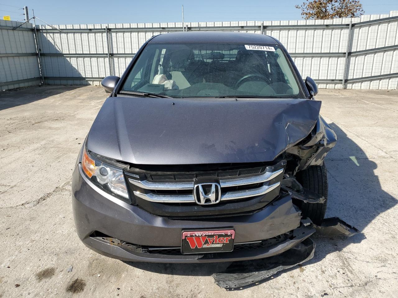 2016 Honda Odyssey VIN 5FNRL5H3XGB102749 Copart auction photo, all over damage thumbnail 5
