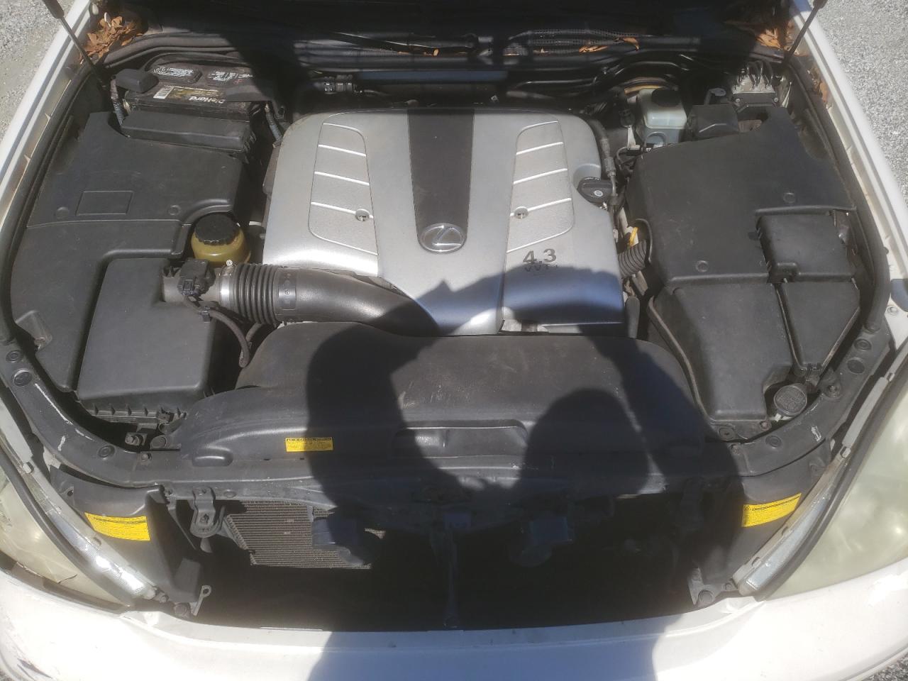 2001 Lexus LS VIN JTHBN30F210010321 Copart auction photo, front end / minor dent/scratches damage thumbnail 11