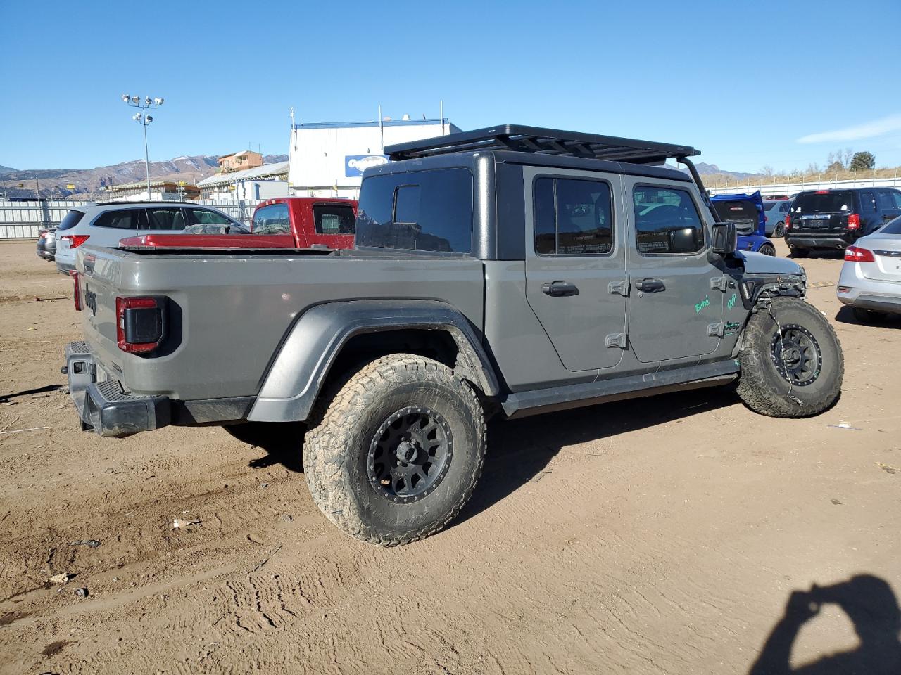 2020 Jeep Gladiator VIN 1C6JJTAG2LL177478 Copart auction photo, front end / undercarriage damage thumbnail 3