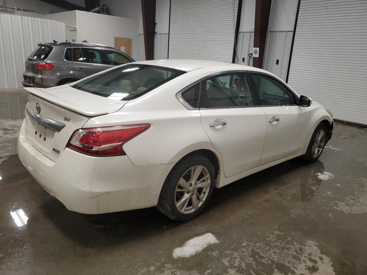 2013 Nissan Altima VIN 1N4AL3AP3DN451852 Copart auction photo, front end / normal wear damage thumbnail 3