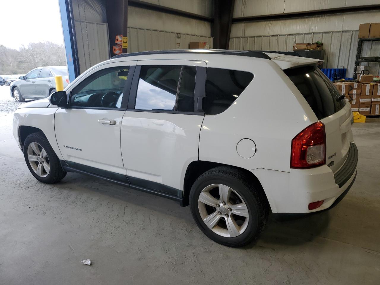 2011 Jeep Compass VIN 1J4NF1FB2BD207059 Copart auction photo, minor dent/scratches damage thumbnail 2